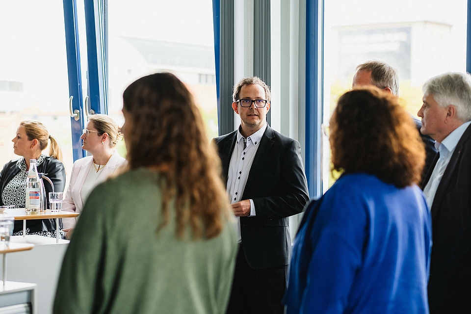 Diskussion in der Fachschule Augsburg